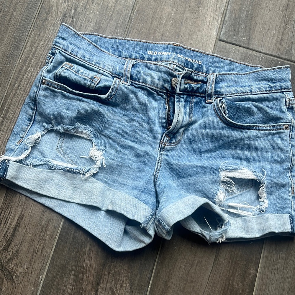 Old Navy mid rise shorts.